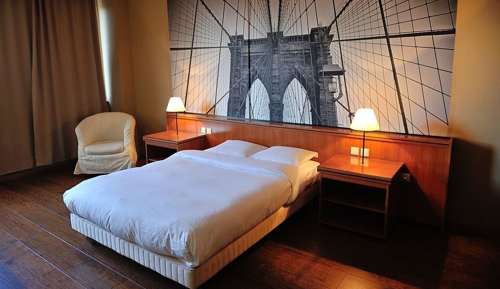 Escale Hotel Saint-Gilles Exteriör bild